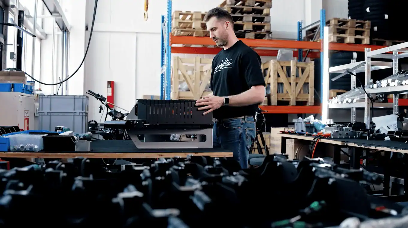 Component Assembly in Serial Production Using Xometry Parts