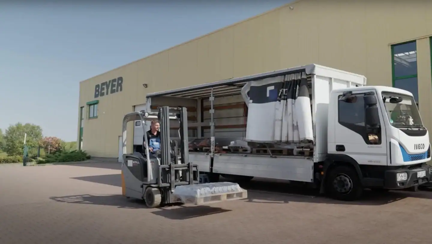 Efficient Parts Procurement for Packing and Palletising Systems with Xometry