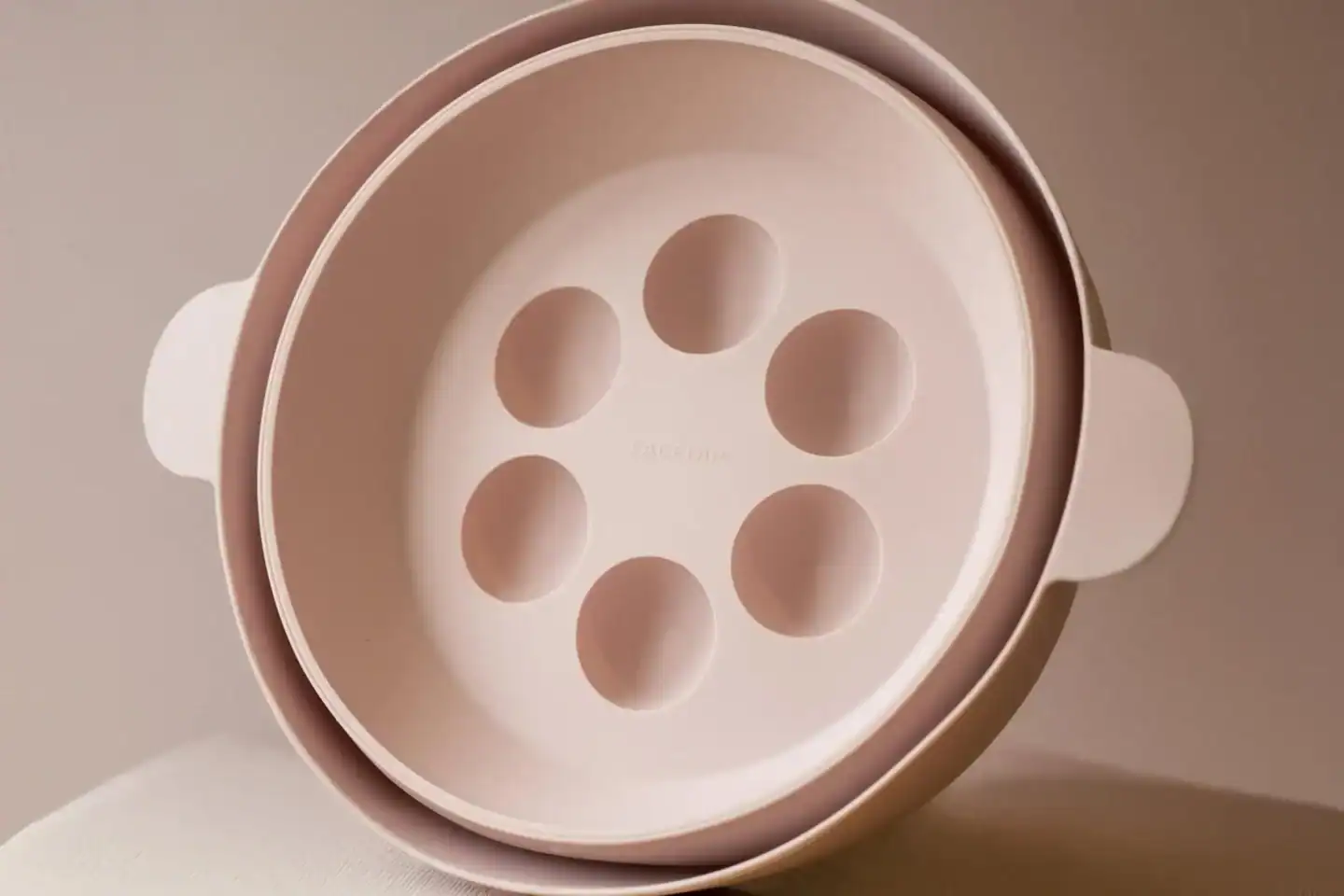 Facedip: Cooling Down Skincare with Xometry’s Manufacturing Expertise