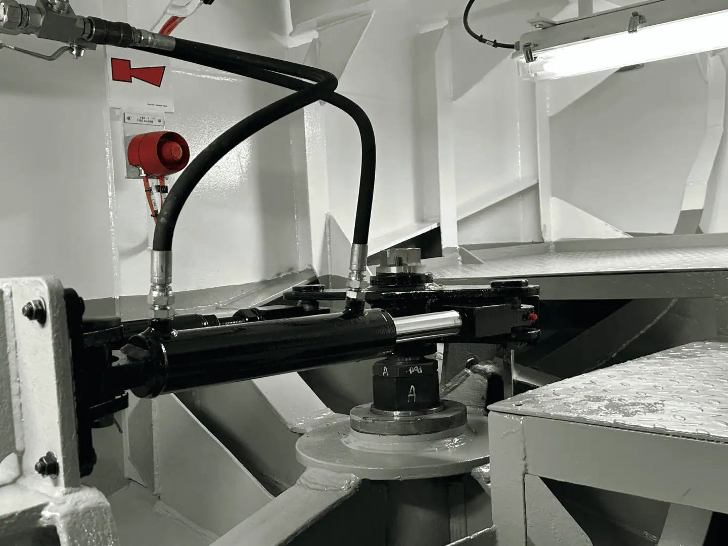 Precision at Speed: How Singapore’s KINGS Marine is Scaling CNC Sourcing with Xometry